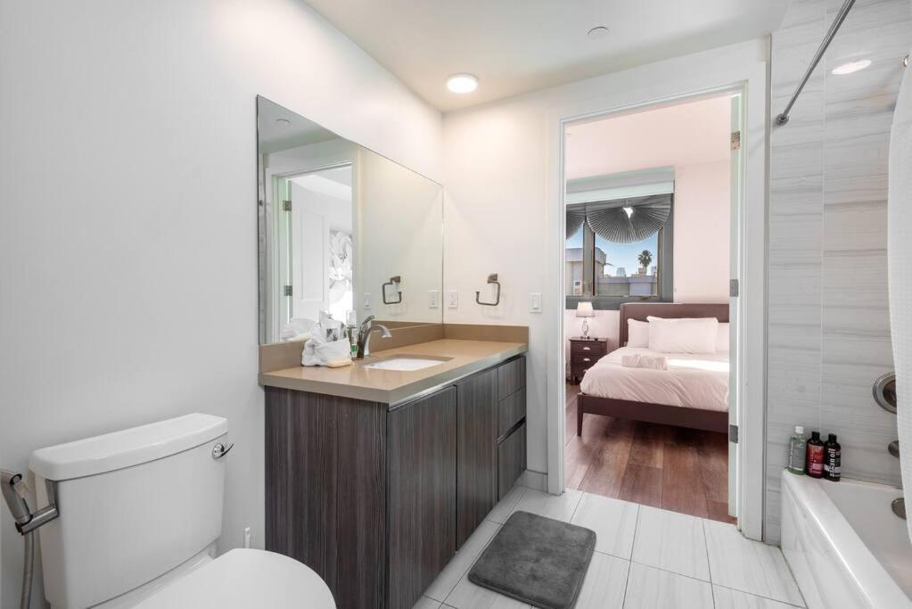 Luxurious Penthouse In Beverly Hills - Sleeps 10 Лос-Анджелес Экстерьер фото
