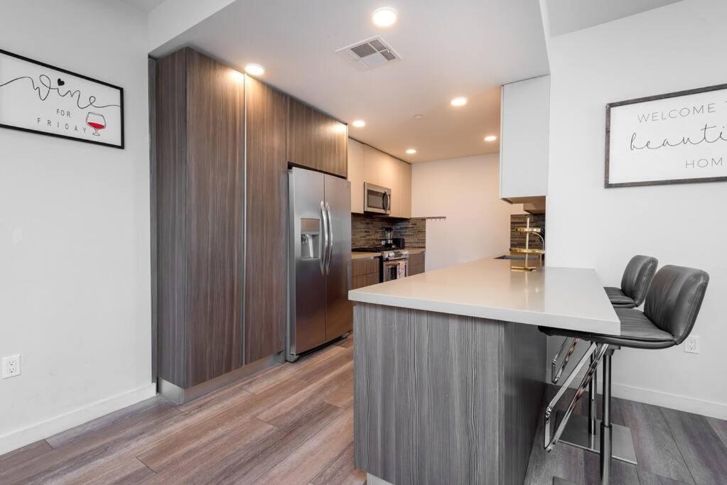 Luxurious Penthouse In Beverly Hills - Sleeps 10 Лос-Анджелес Экстерьер фото